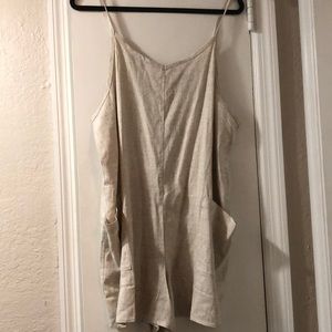 Linen romper Sz L NWOT